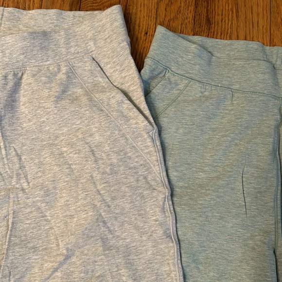 Ivivva by Lululemon sz 14 kids (2) lounge pants - Picture 4 of 4